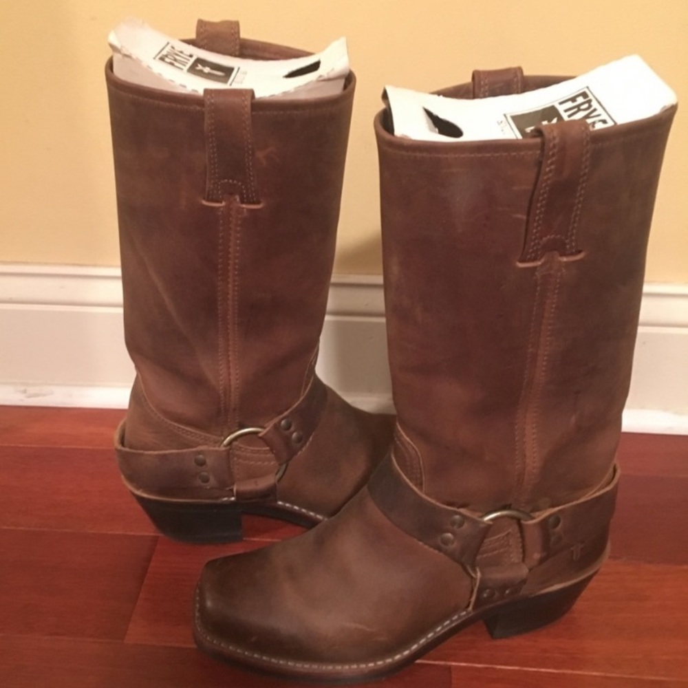 Frye boots size 6.5 - Barely worn!